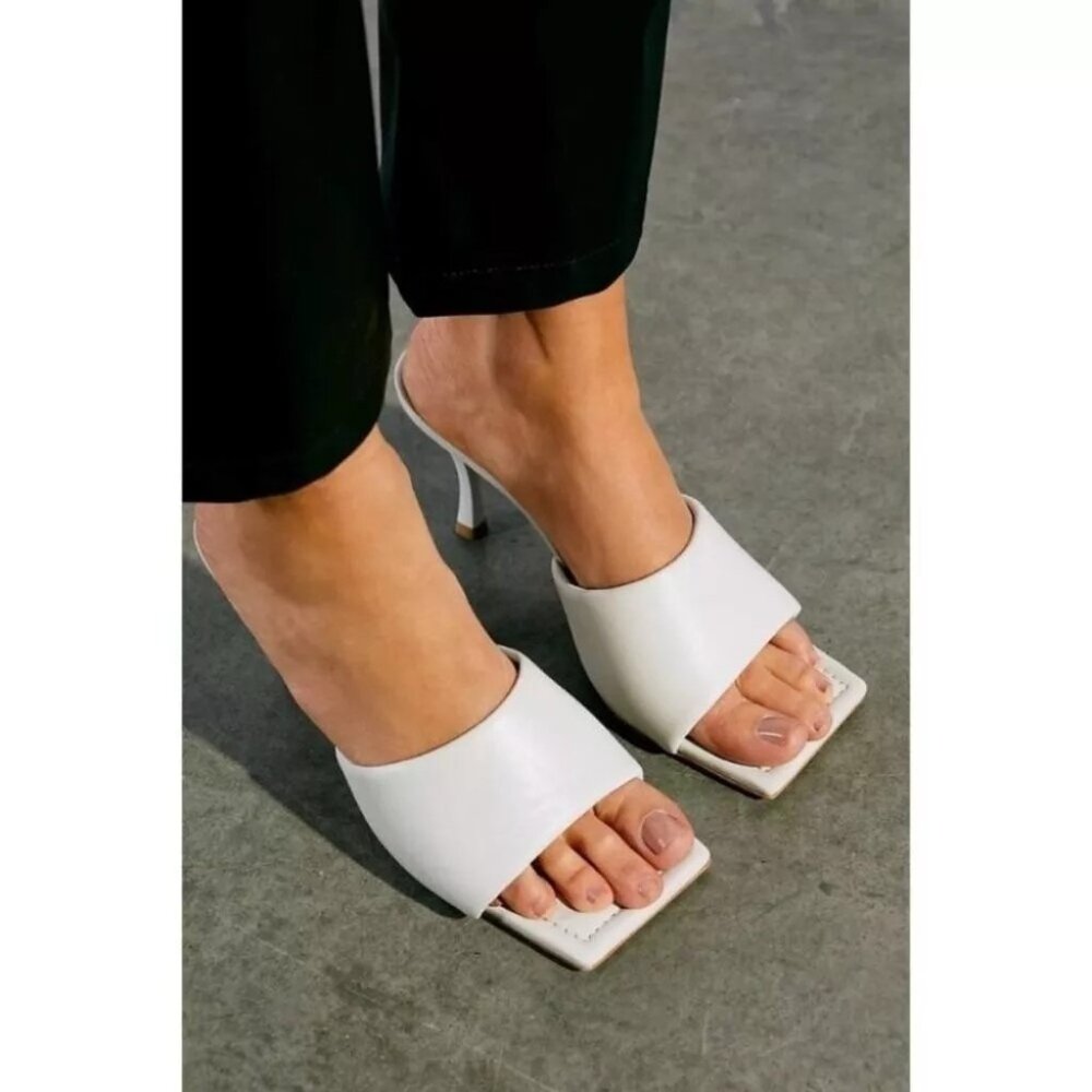 Alohas Puffy Mules in Grey/White Leather 38 Womens High Heels - Picture 5 of 15